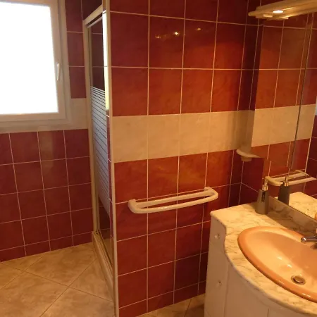 Maison Plain-pied A Saujon, 2 Ch, Terrasse, Jardin, Garage, Animaux Ok, Proche Royan Et Plages - Fr-1-71-76 Holiday home Saujon