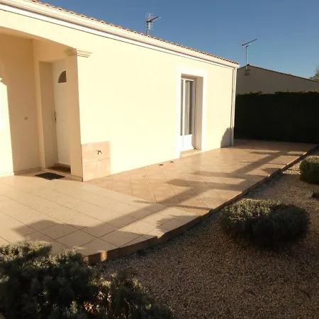 Maison Plain-pied A Saujon, 2 Ch, Terrasse, Jardin, Garage, Animaux Ok, Proche Royan Et Plages - Fr-1-71-76 Semesterbostad Saujon