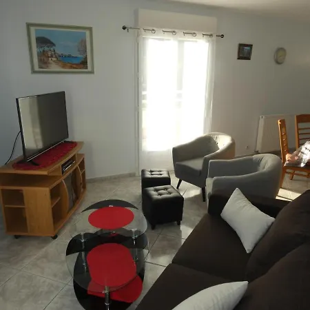 Maison Plain-pied A Saujon, 2 Ch, Terrasse, Jardin, Garage, Animaux Ok, Proche Royan Et Plages - Fr-1-71-76 Semesterbostad *